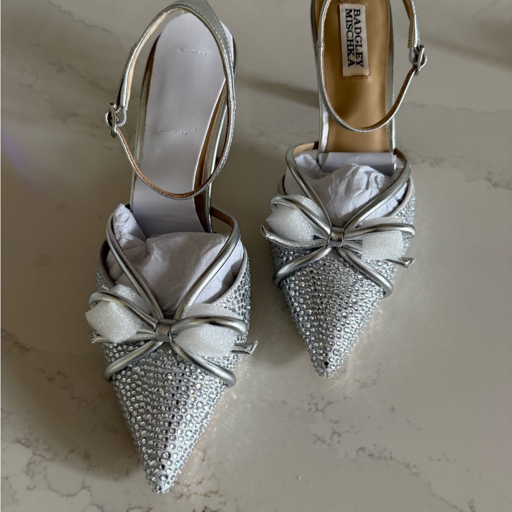 Badgley Mischka Ann Pointed Toe Stiletto Heels NWT